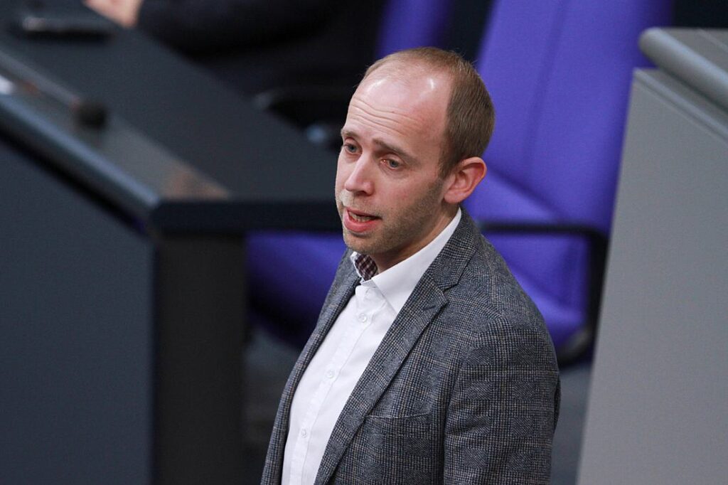 SPD will Haushaltsloch auf einstelligen Milliardenbetrag reduzieren