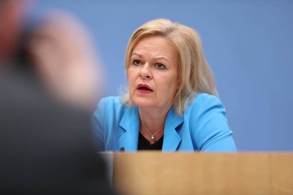 Bericht: Faeser will bald neuen Verfassungsschutzchef berufen