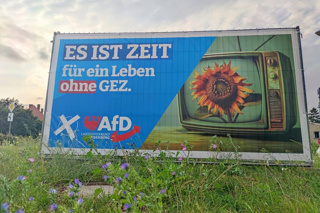 Bericht: Landesmedienanstalt droht AfD mit Video-Sperrung
