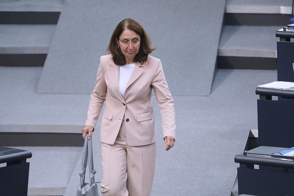 Deutsch-Israelische Gesellschaft fordert Rücktritt von Özoguz