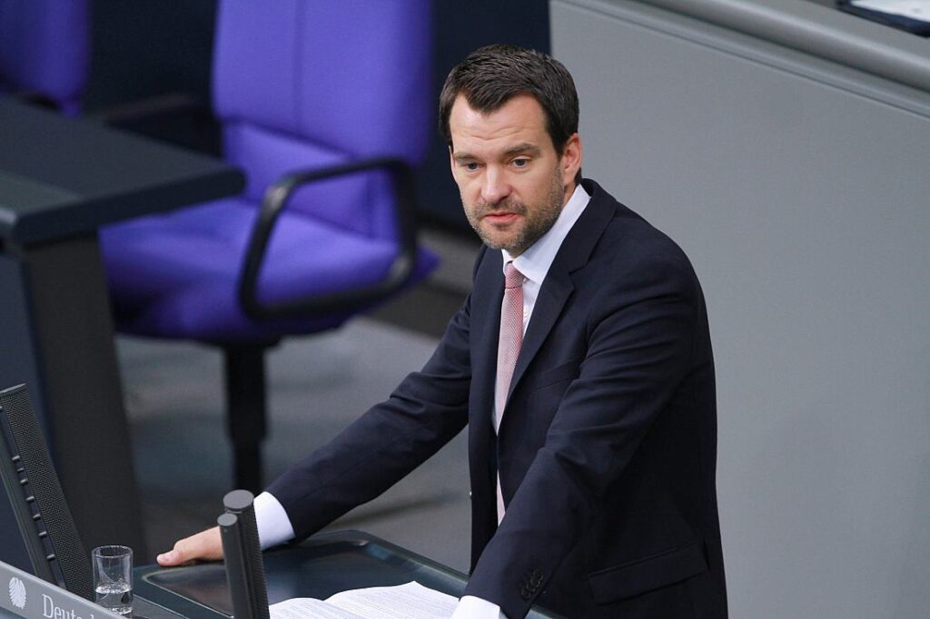 FDP-Vize Vogel pocht auf Änderungen am Rentenpaket II
