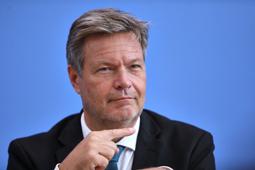 Grüne Jugend will Habeck zu Mitte-Links-Bündnis "hintreiben"