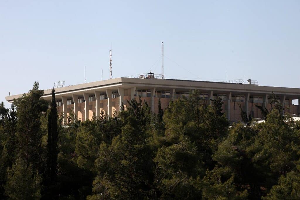 Knesset soll über UNRWA-Verbot abstimmen – scharfe Kritik