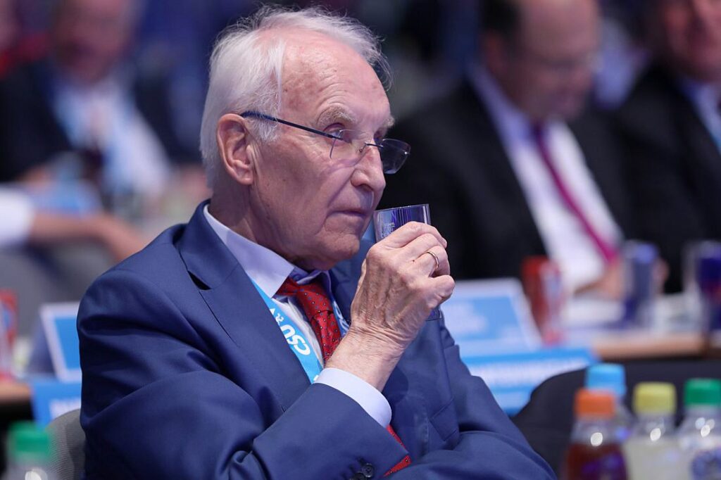 Nach CSU-Parteitag: Stoiber hofft weiter auf Geschlossenheit