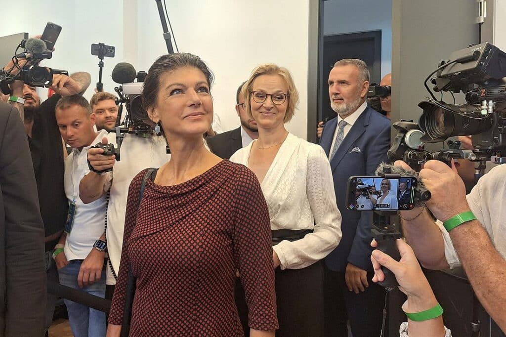 Wagenknecht zweifelt an Erfolg der Thüringer Koalitionsgespräche