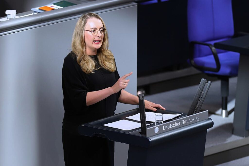 Dröge: Brauchen "Finanzminister, der seinen Job macht"