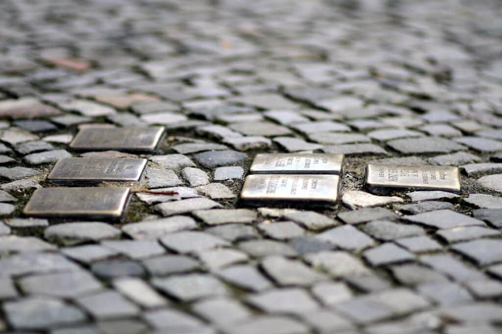 Gestohlene Stolpersteine: CDU-Politiker für mehr Wachsamkeit