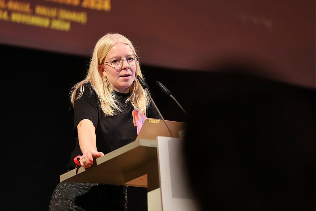 Grüne-Jugend-Chefin Jette Nietzard unterstellt Merz "Rassismus"
