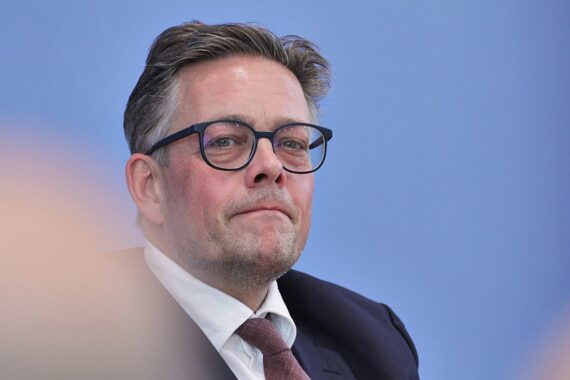 Grüne kritisieren Kanzleramt für mangelnden Schutz vor Sabotage