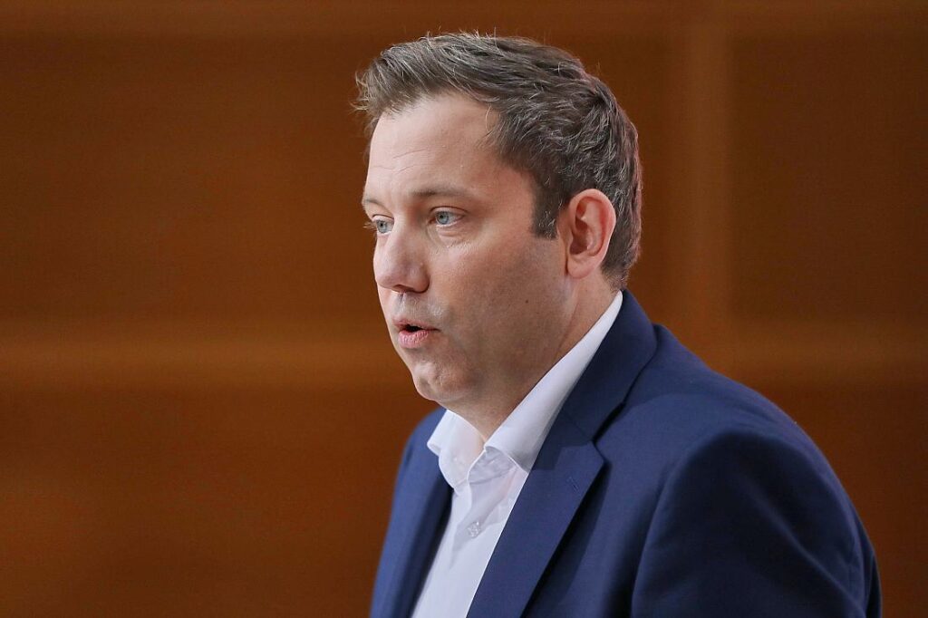 Klingbeil unterstellt Lindner "demokratieschädigendes" Verhalten