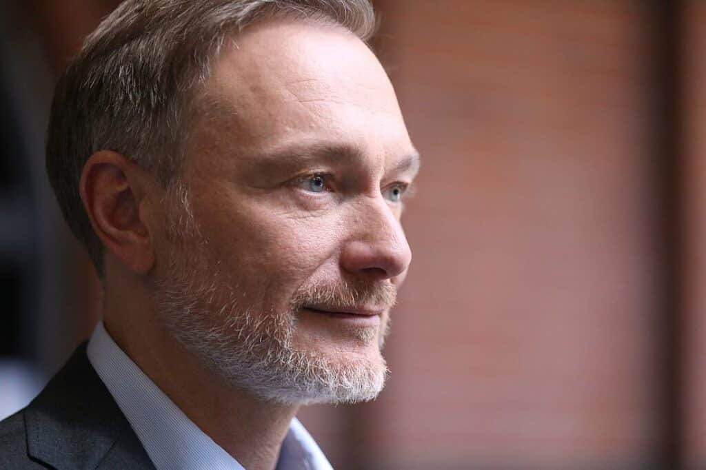 Lindner lehnt politische Auszeit ab