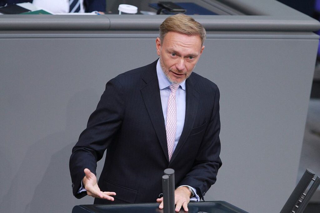 Lindner zu FDP-Ausstiegsplan-Vorwürfen: "Wo ist die Nachricht?"