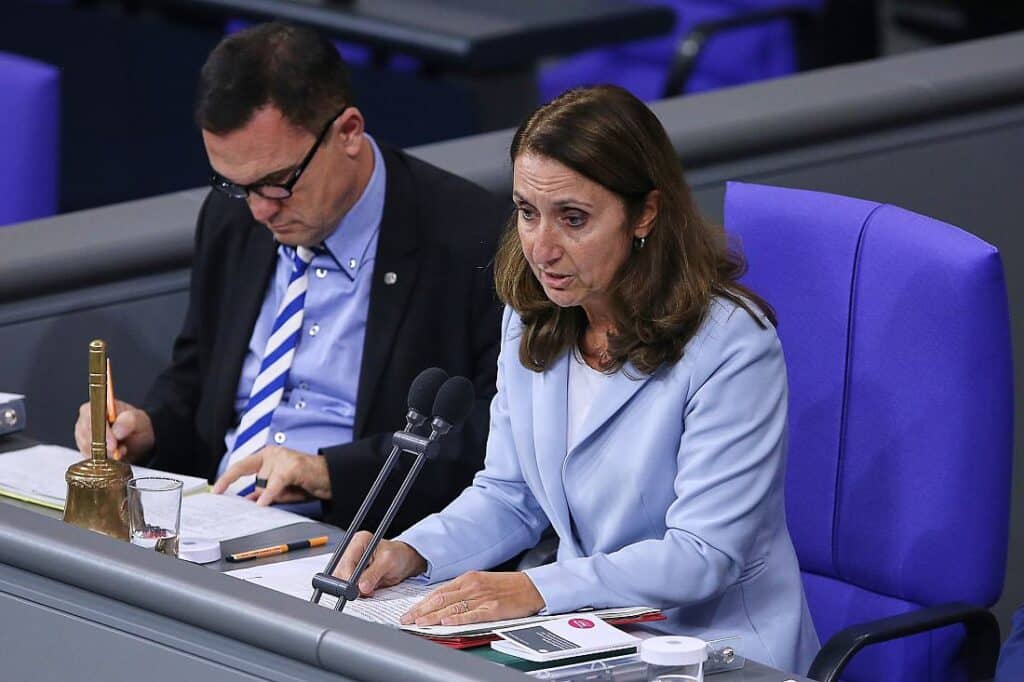 Özoguz entschuldigt sich für umstrittenen Instagram-Beitrag
