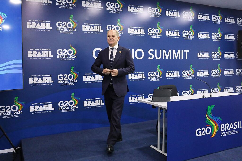 Scholz sieht Wahl als Abstimmung über seinen Ukraine-Kurs