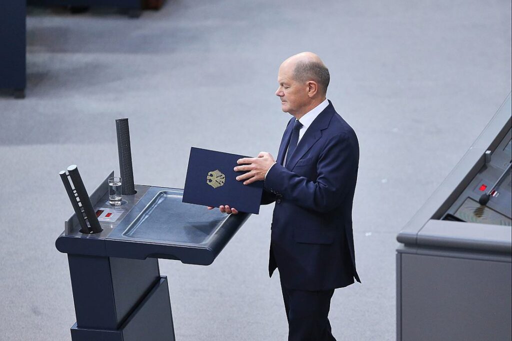 Scholz wirbt im Bundestag um Mehrheiten für Gesetzesvorhaben
