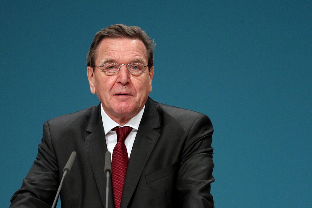 Schröder warnt SPD vor Demontage von Scholz
