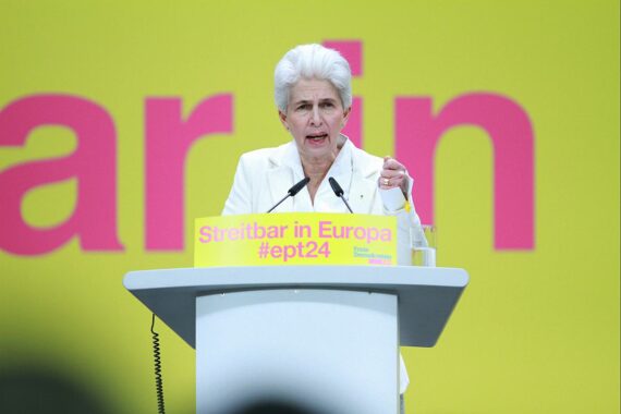 Strack-Zimmermann kritisiert FDP-Strategiepapier zu Ampel-Aus