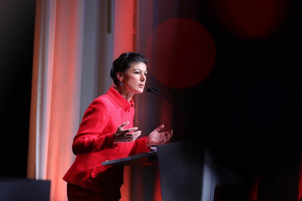 Wagenknecht warnt eigene Partei vor "Verrat" an Wählern