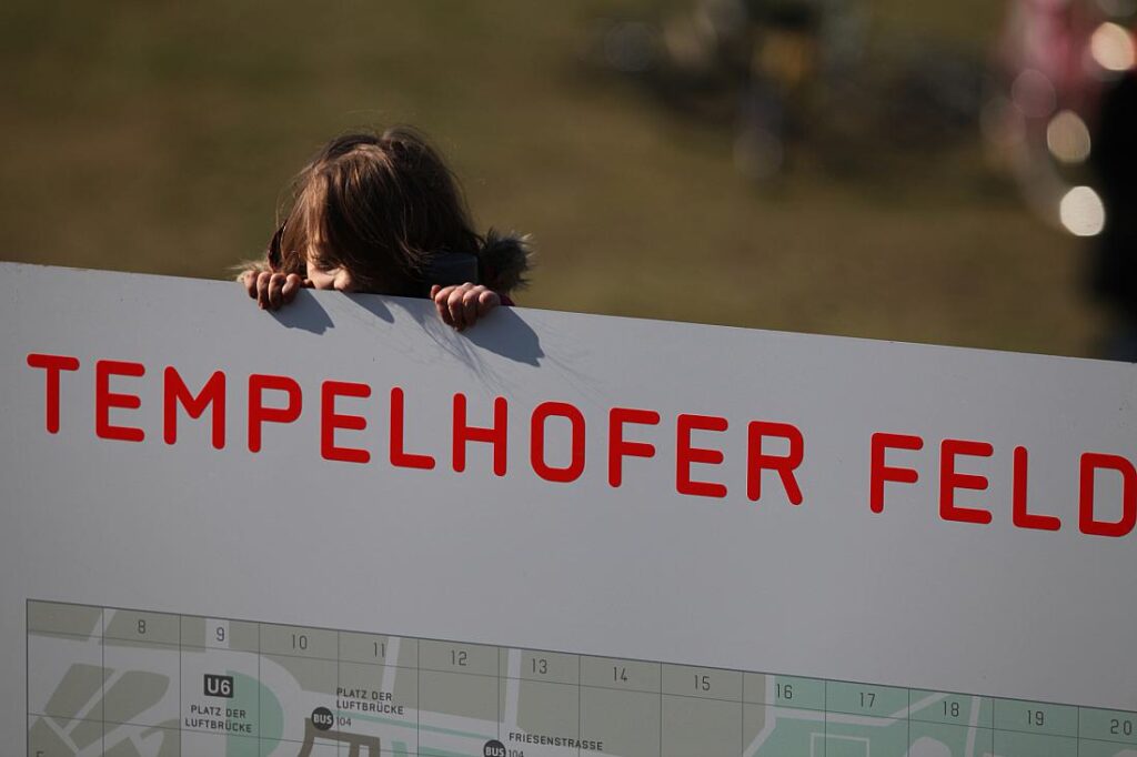 Wegner will Abstimmung zur Bebauung des Tempelhofer Feldes 2026