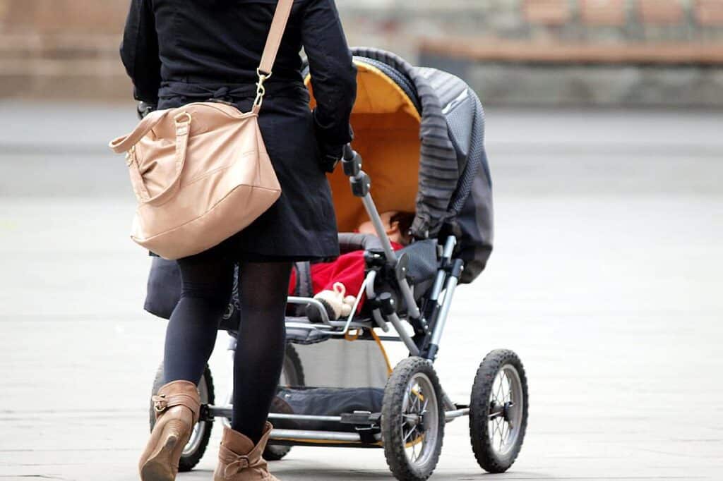 Arbeitgeber warnen vor Ausweitung der Mütterrente