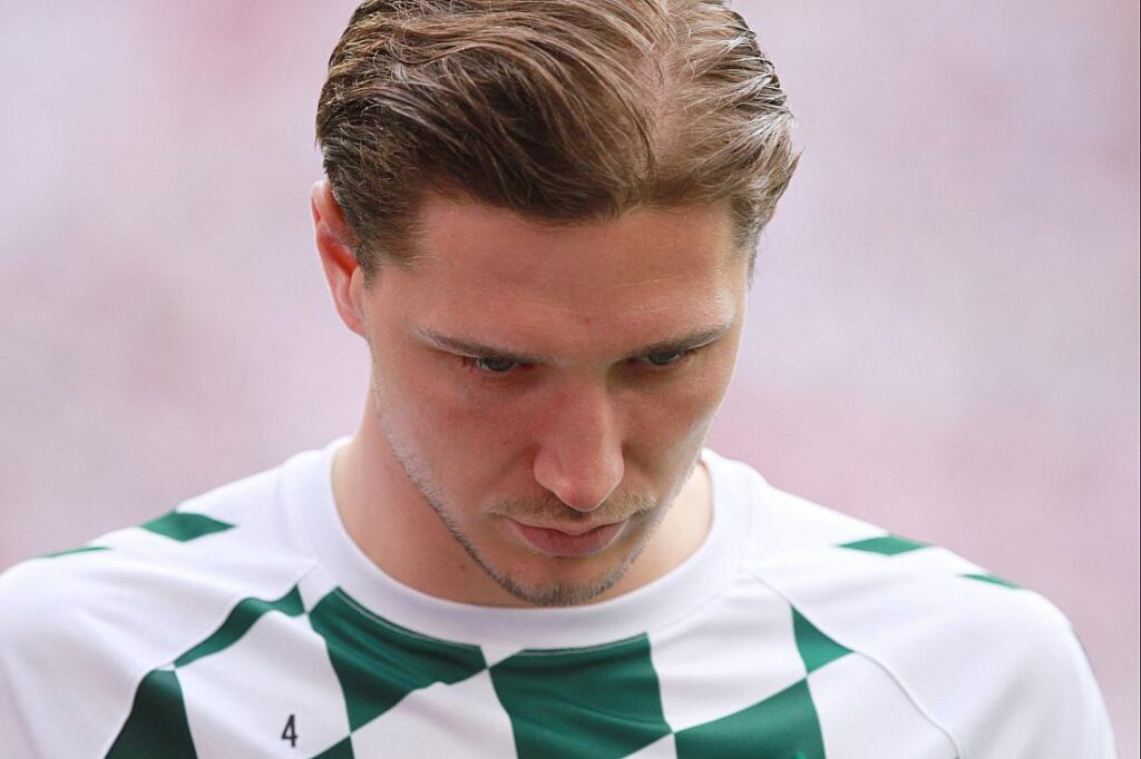 Bundesliga: Werder sichert in doppelter Unterzahl Sieg gegen Mainz