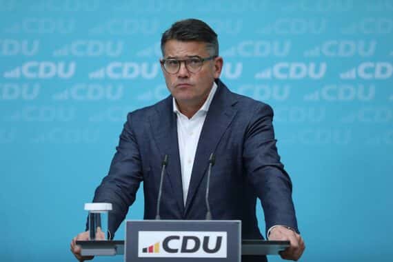 CDU-Ministerpräsident will "Integrationspflicht"