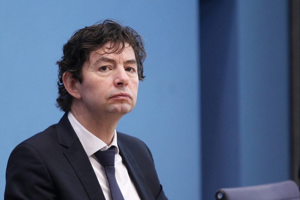 Drosten für mehr Transparenz bei gefährlicher Forschung an Viren