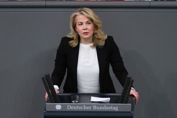 FDP-Politikerin Teuteberg gegen AfD-Verbotsverfahren