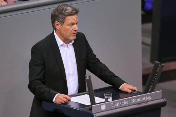 Habeck gegen ängstliche Position gegenüber USA