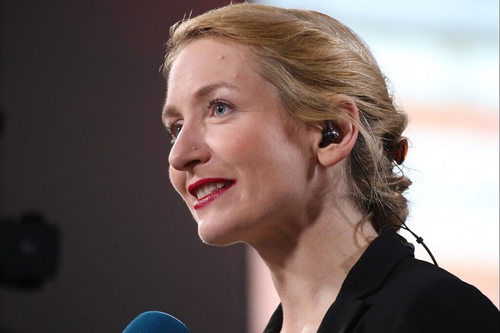 Linke fordert Abschaffung aller Adelstitel in Deutschland