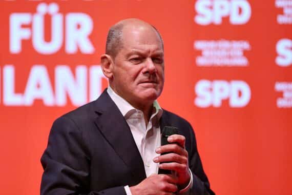 Migrationsdebatte: Scholz wirft Merz "nationale Wichtigtuerei" vor
