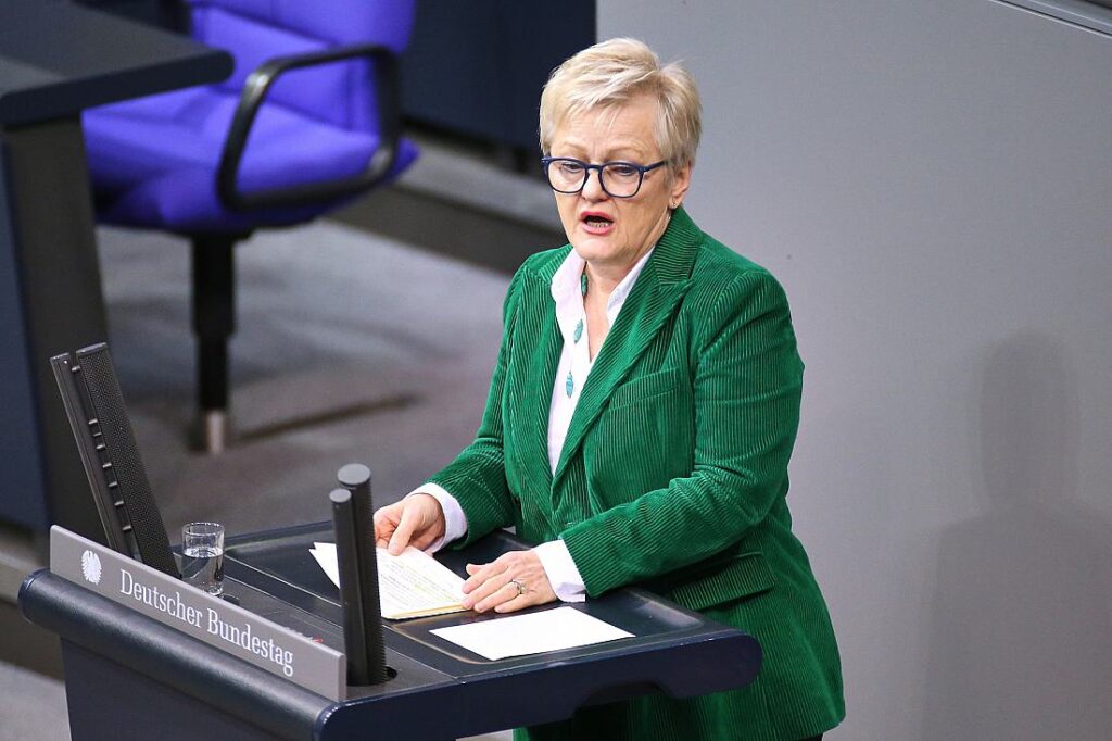 Renate Künast: "Manchmal ist Politik so hart wie Knast"