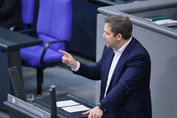 SPD und Grüne drängen Merz zu Stopp von "Zustrombegrenzungsgesetz"