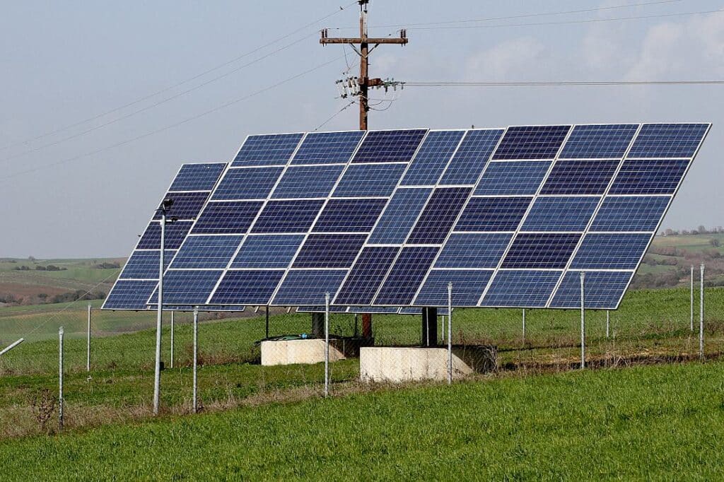Vattenfall sieht in Solaranlagen über Äckern "große Chance"
