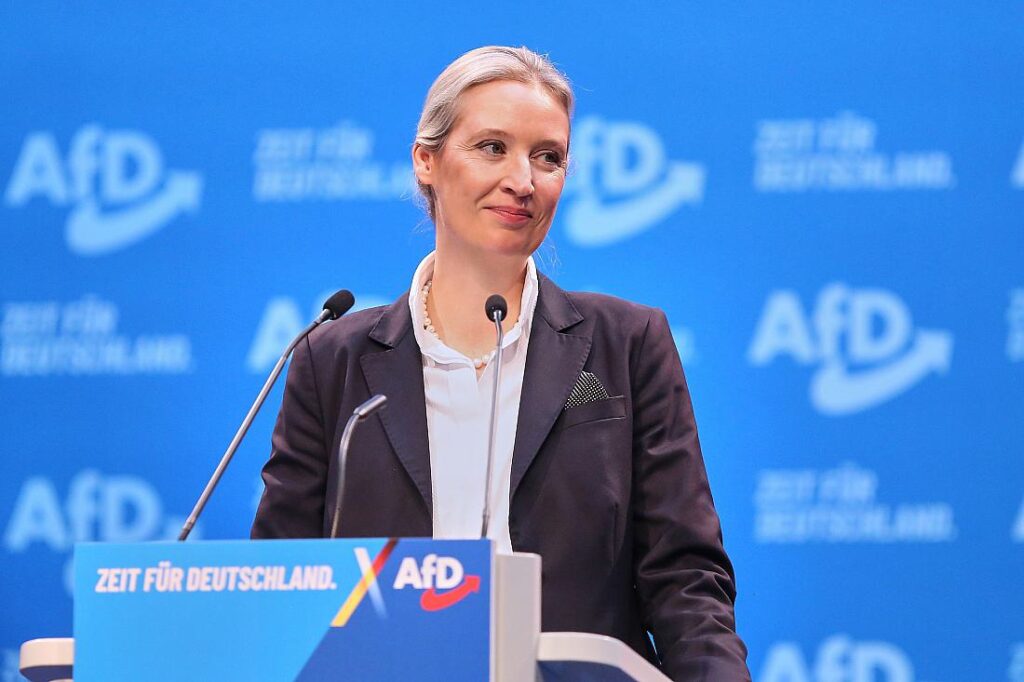 Weidel nimmt Merz-Angebot für TV-Duell an