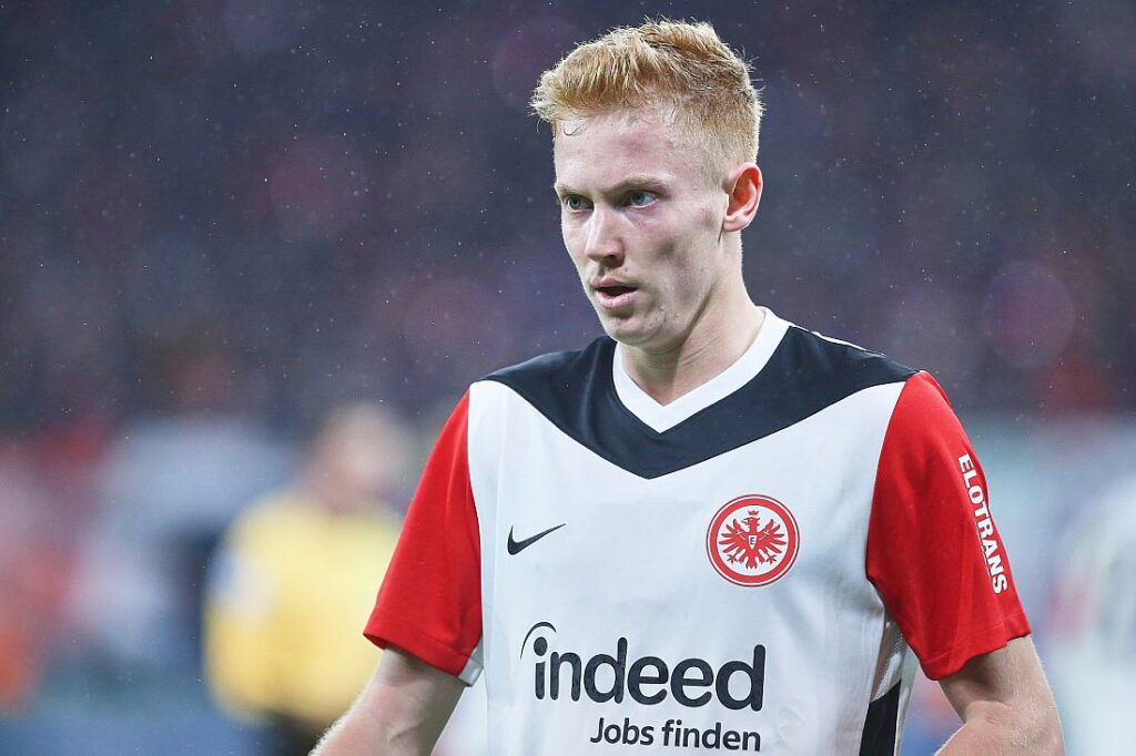 1. Bundesliga: Frankfurt schlägt Kiel trotz Elfmeter-Fehlschuss
