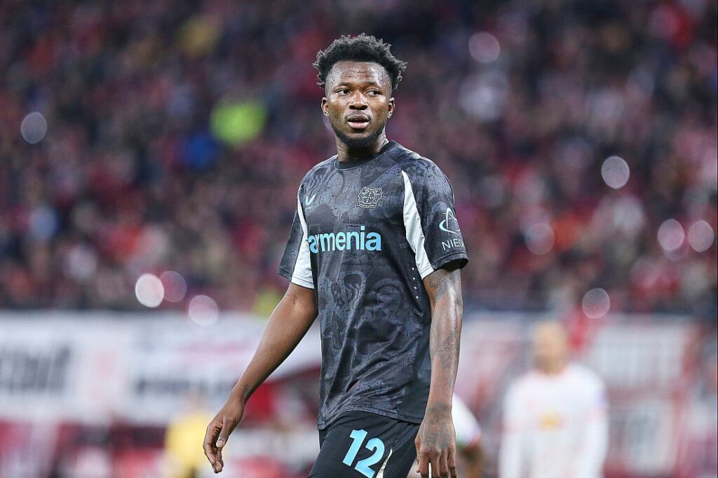 1. Bundesliga: Leverkusen lässt in Kiel nichts anbrennen
