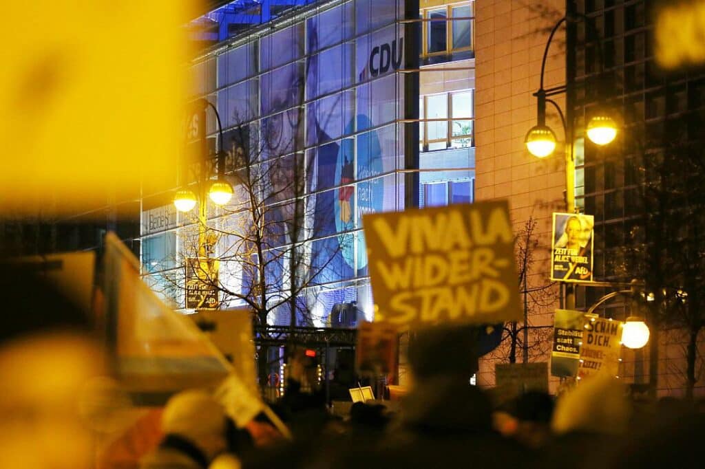 Brandmauer-Demos: CDU hinterfragt Gelder für gemeinnützige NGOs