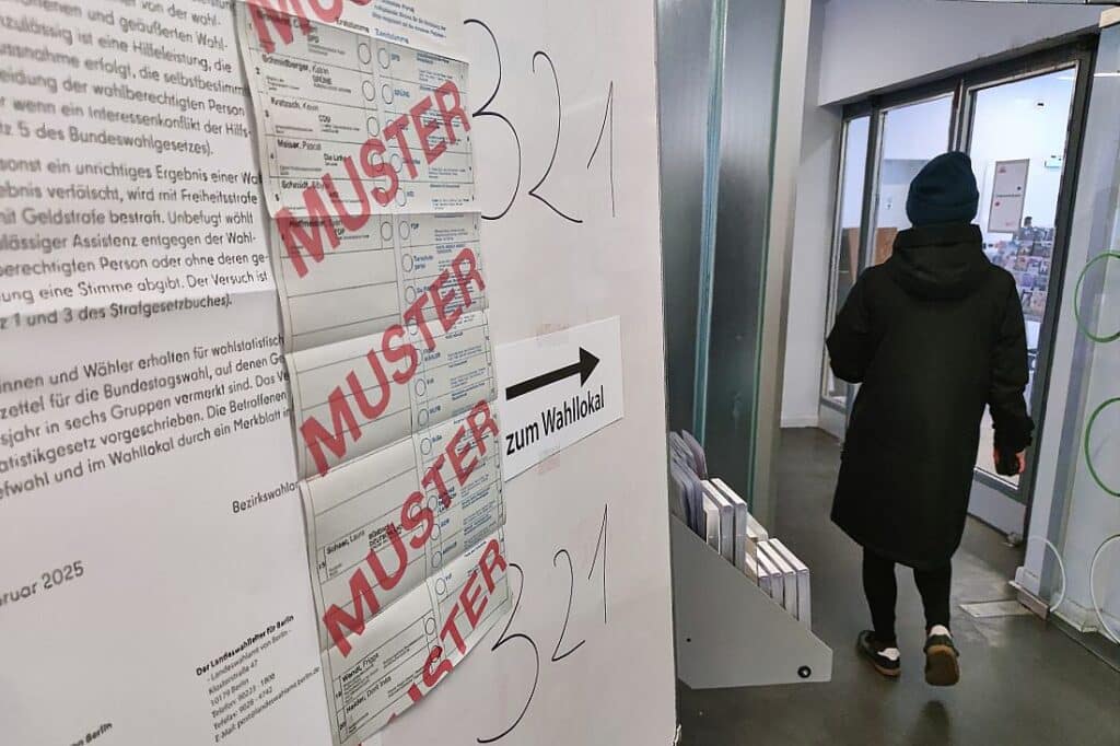 Bundeswahlleiterin meldet sehr hohe 14-Uhr-Wahlbeteiligung