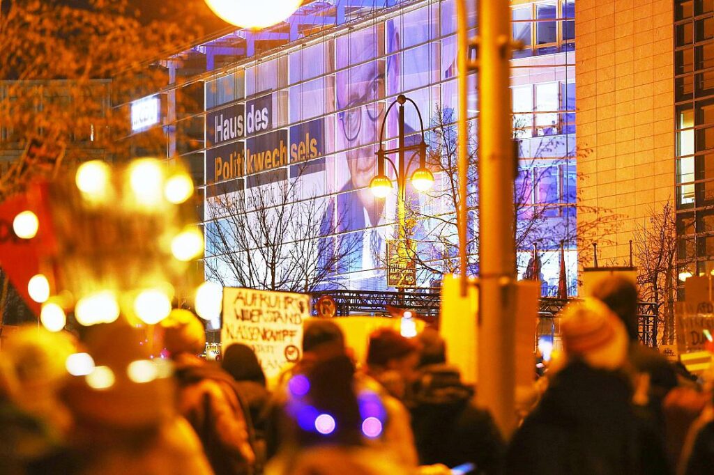 Campact: Weiter Demos gegen Union und AfD bis Bundestagswahl