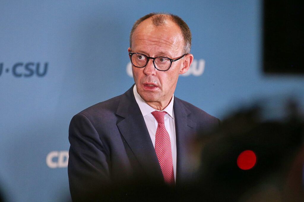 Charlotte Merz kritisiert Berichte über Frauenbild ihres Mannes