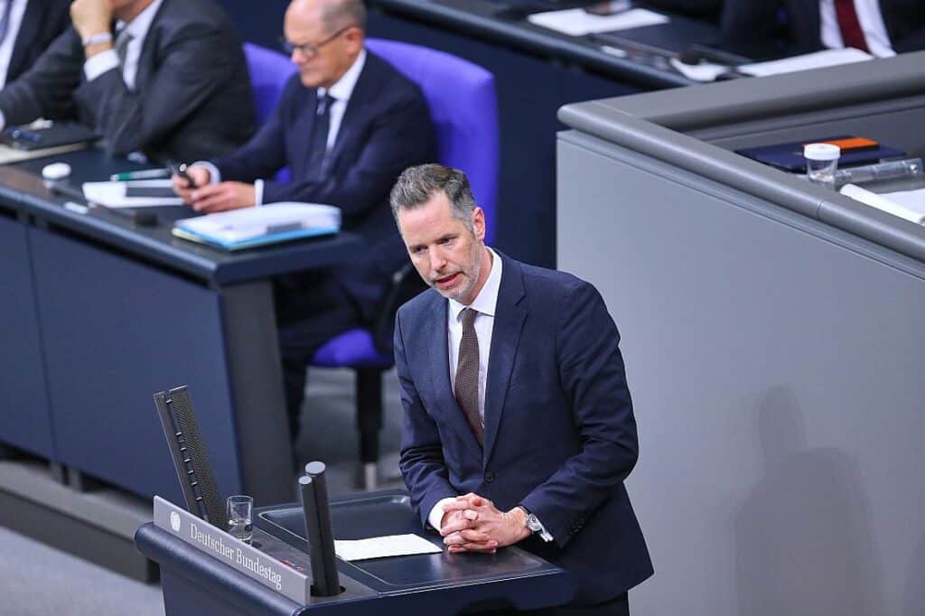 Dürr wirft SPD Wahlkampfmanöver vor