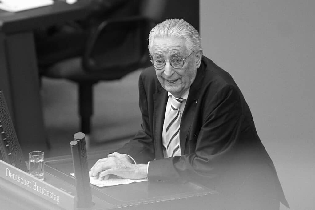 Ex-Innenminister Gerhart Baum gestorben
