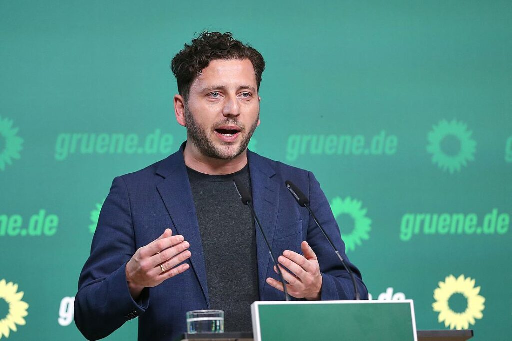 Grüne werfen Union Bedrohung der Zivilgesellschaft vor