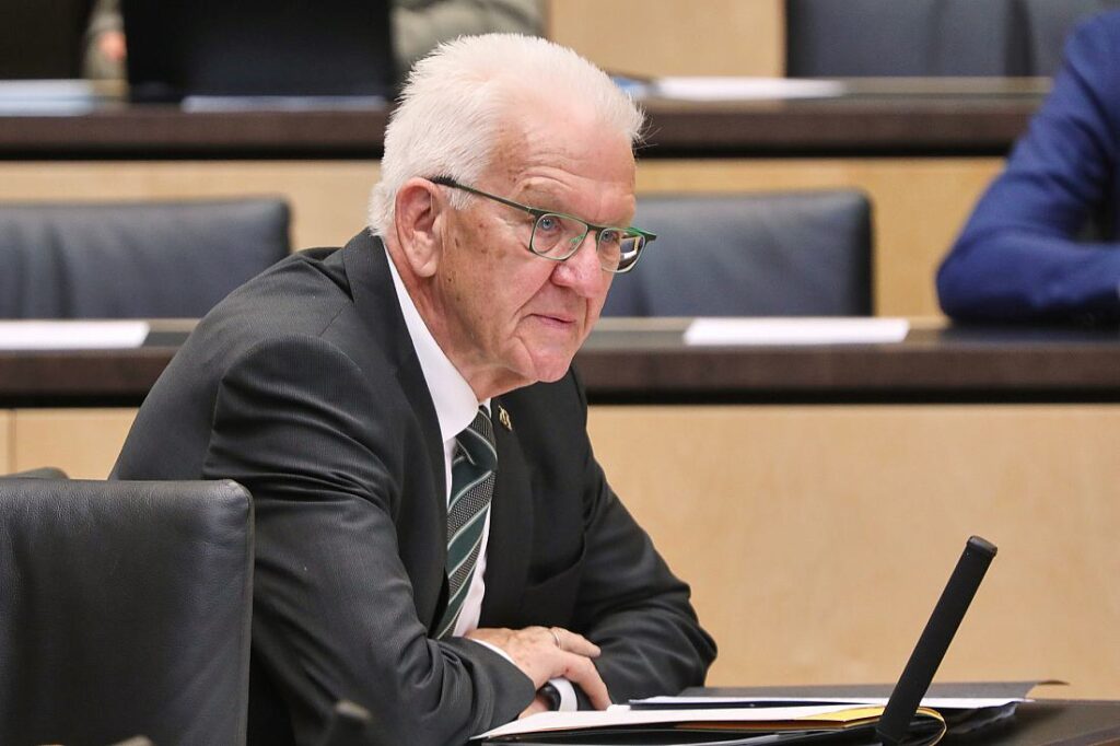 Kretschmann will Linkspartei angreifen