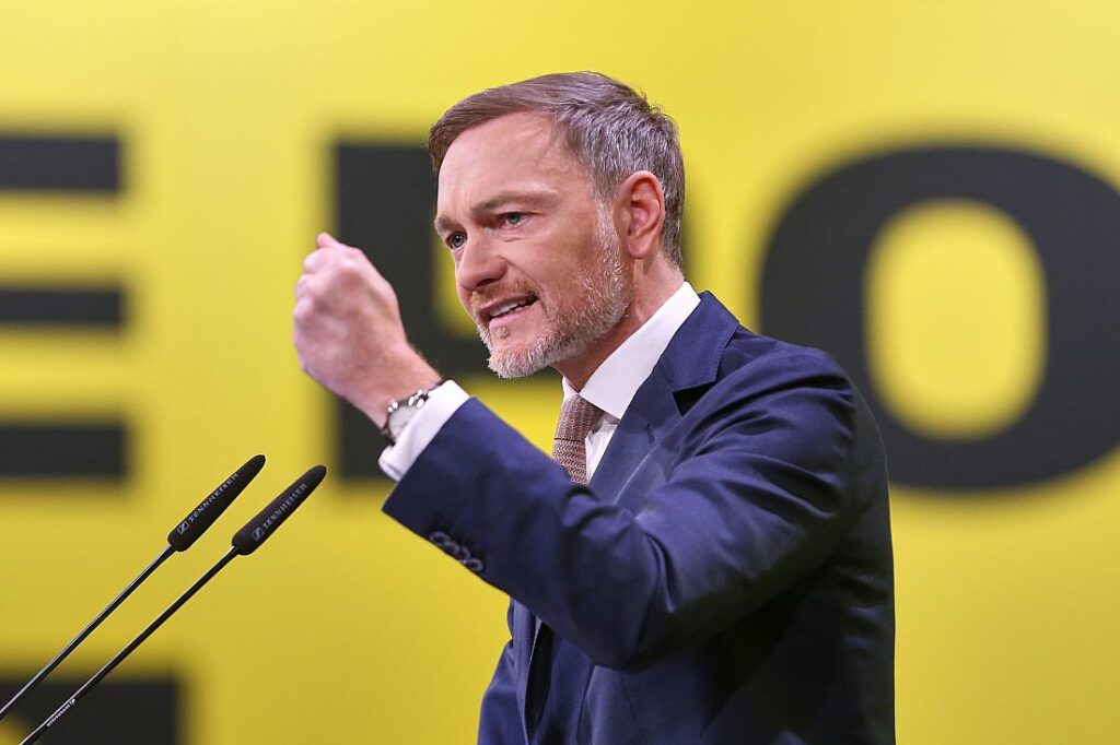 Lindner peilt sieben Prozent an
