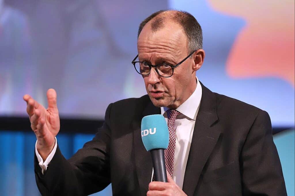 Merz will als möglicher Kanzler zuerst Paris und Warschau besuchen