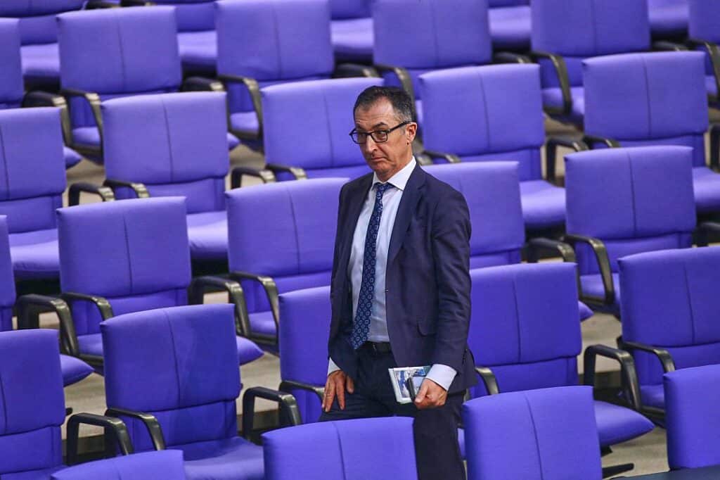 Özdemir will tierschutzwidrige Transporte an Drittstaaten stoppen