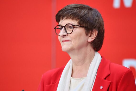 SPD-Frauen stellen sich hinter Esken