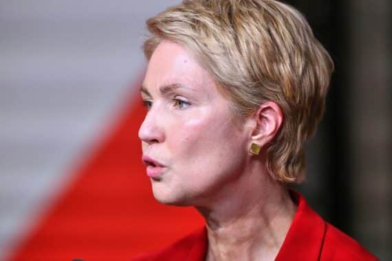 Schwesig rechnet mit Mitgliederentscheid über Regierungsbeteiligung